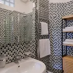 Casa Ilo, 3 Center アパート